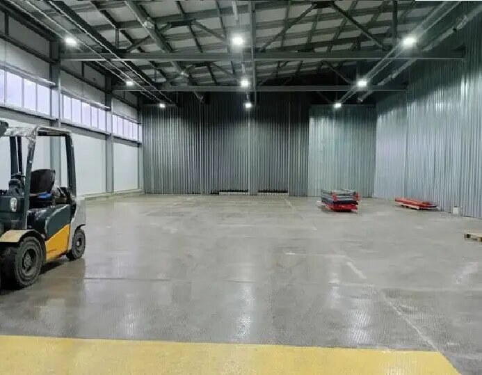 Склад 700 м², аренда, г. Лобня, Московская обл. — фотография 1