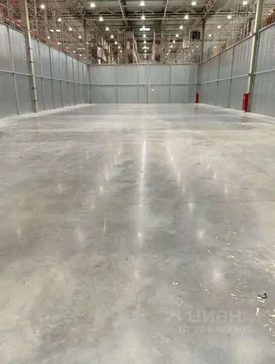 Склад 1 300 м², аренда, д. Николо-Хованское, Коммунарка р-н — фотография 1
