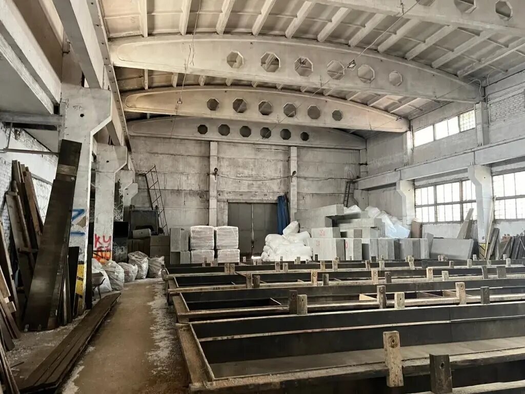 Производственное помещение 2 000 м², аренда, г. Лобня, Московская обл. — фотография 1