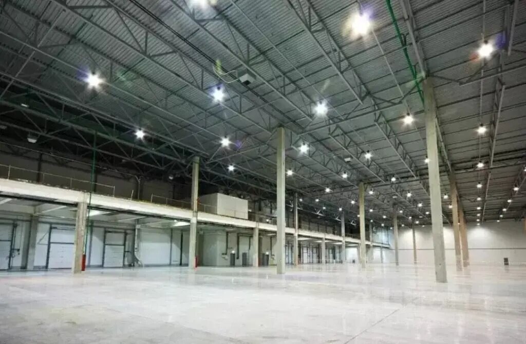 Отдельное здание 2 500 м², аренда, г. Подольск, Московская обл. — фотография 1