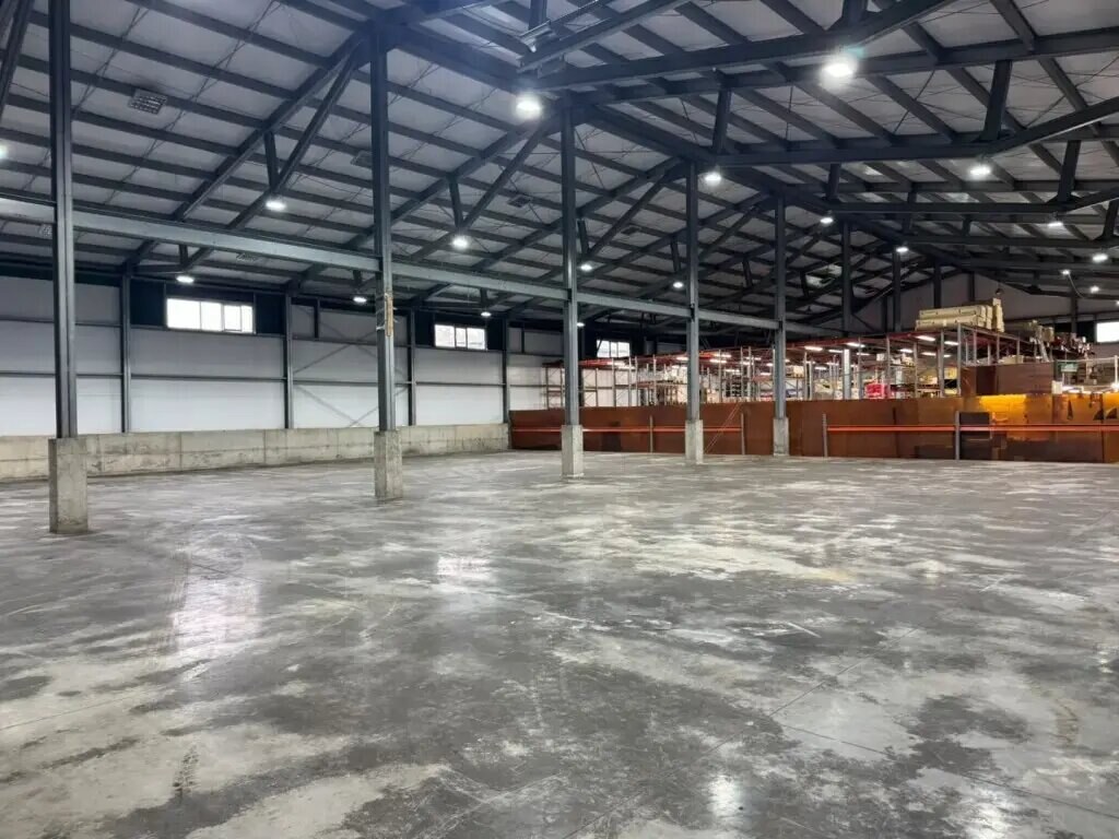 Склад 1 200 м², аренда, Ленинский р-н — фотография 1