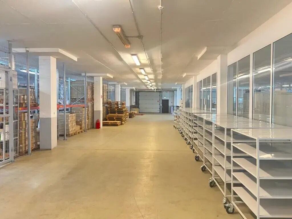 Склад 2 000 м², аренда, г. Долгопрудный, Московская обл. — фотография 1