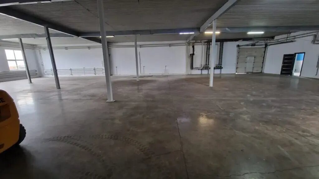 Производственное помещение 600 м², аренда, г. Елькино, Александровский р-н — фотография 1