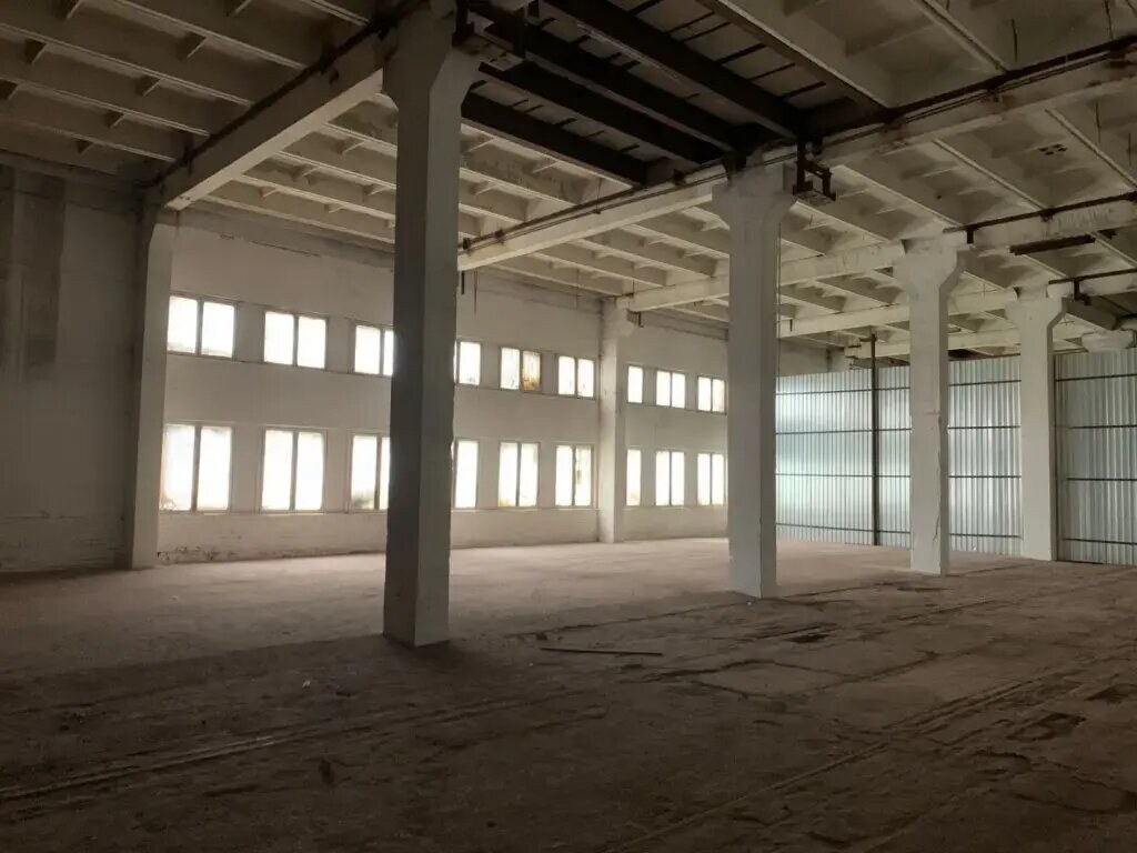 Производственное помещение 1 200 м², аренда, г. Лобня, Московская обл. — фотография 1