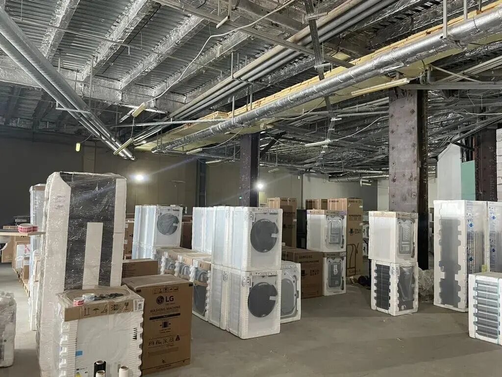 Склад 700 м², аренда, г. Московский, Москва г. — фотография 1