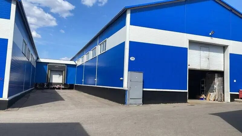 Отдельное здание 1 200 м², аренда, д. Апаринки, Ленинский р-н — фотография 1