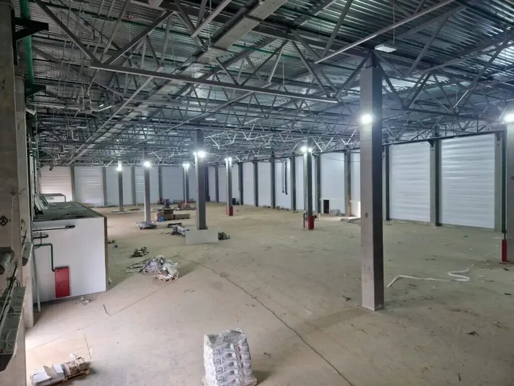 Склад 800 м², аренда, д. Кувекино, Десеновское р-н — фотография 1