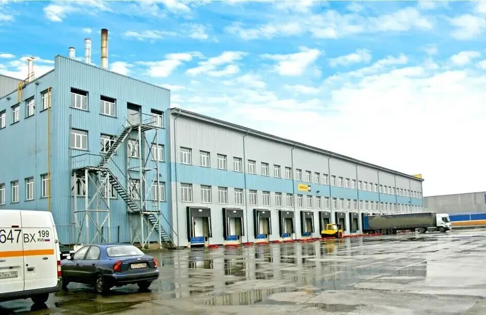 Отдельное здание 3 000 м², аренда, г. Лобня, Московская обл. — фотография 1