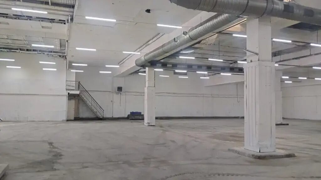 Склад 1 670 м², аренда, Чертаново Южное р-н — фотография 1