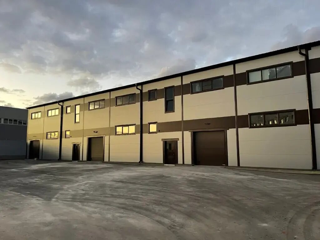 Отдельное здание 1 350 м², аренда, д. Андреевское, Александровский р-н — фотография 1